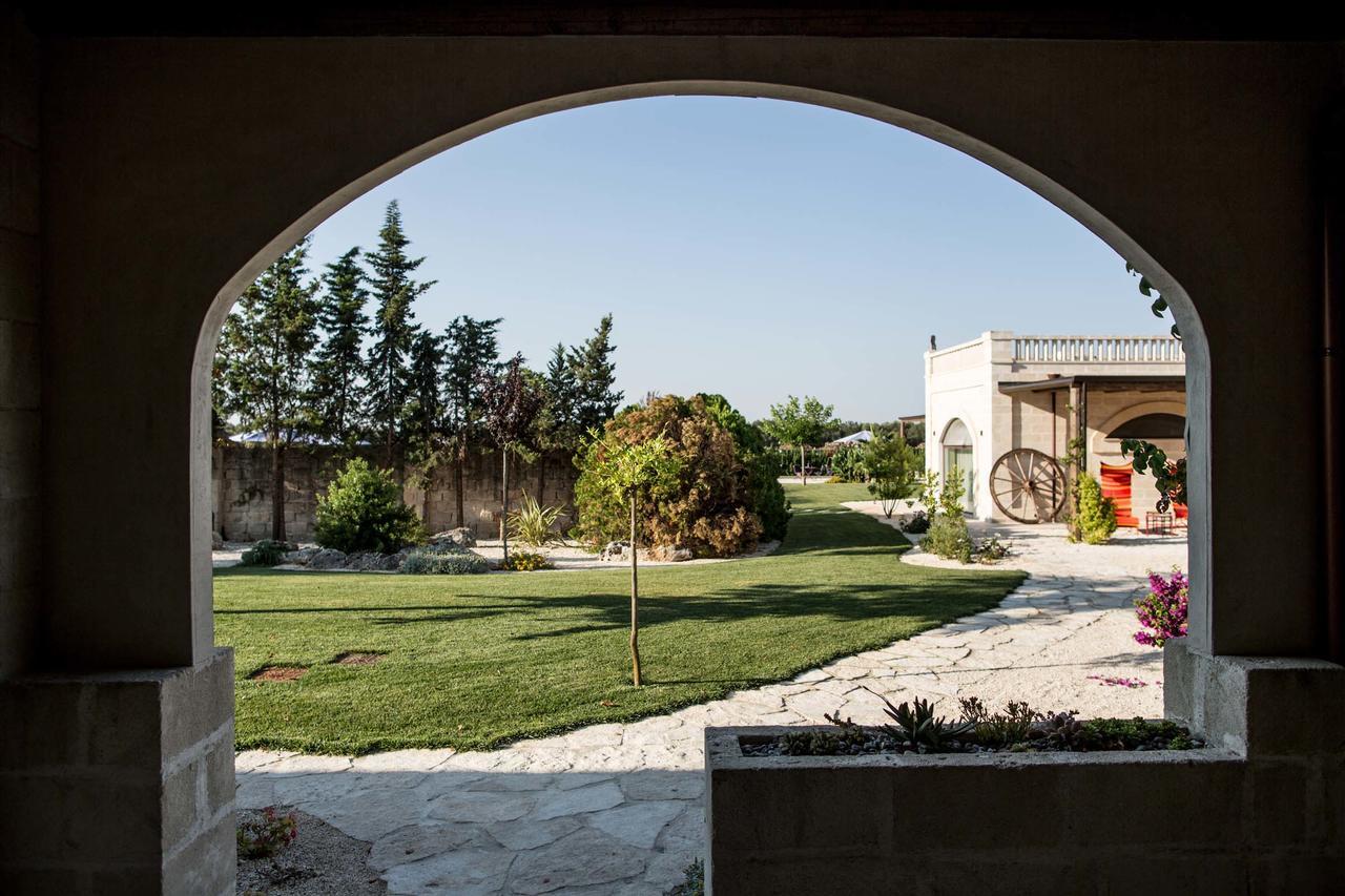 Le Scuderie - Castello Monaci Bed & Breakfast Salice Salentino Ngoại thất bức ảnh