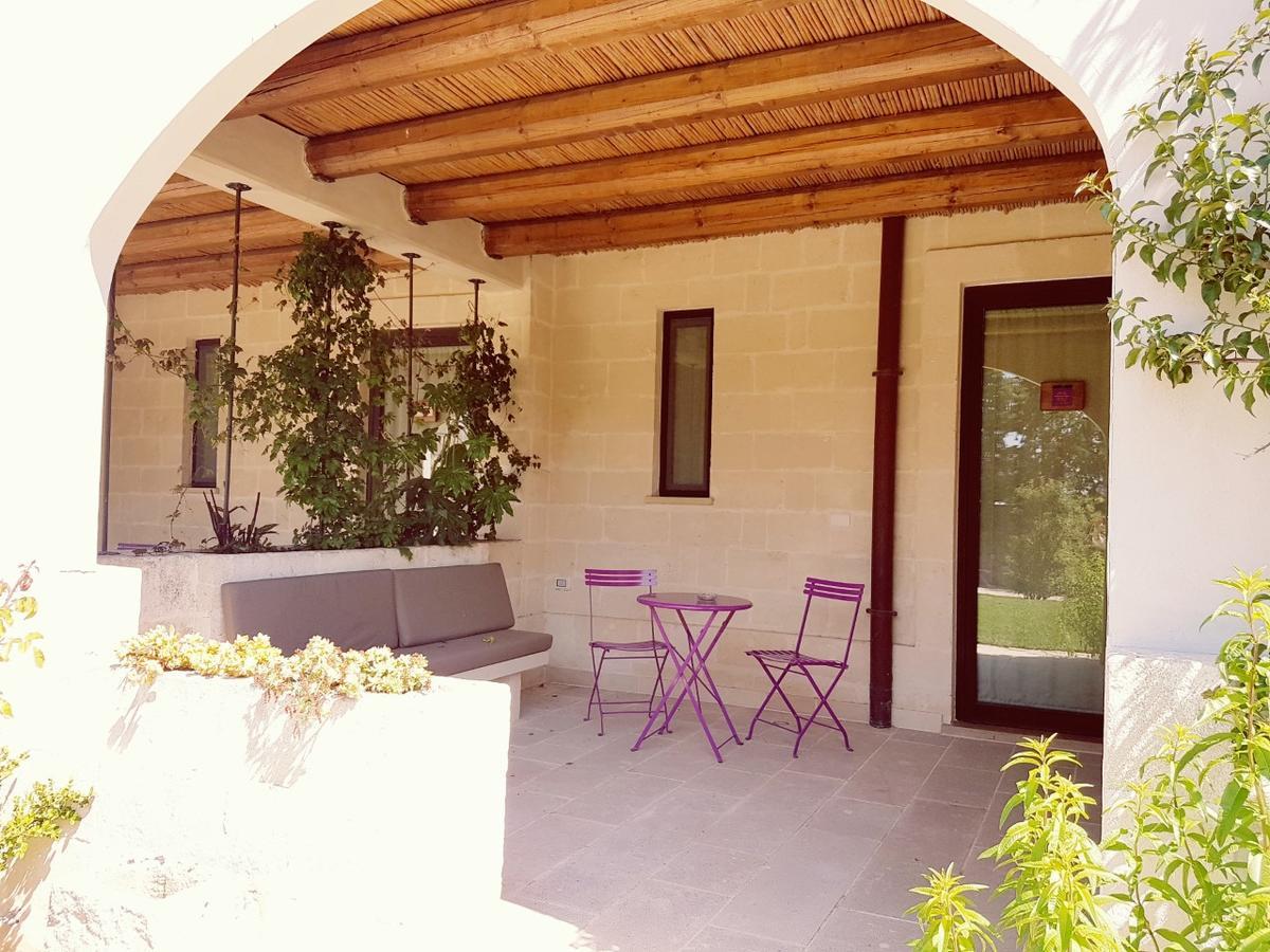 Le Scuderie - Castello Monaci Bed & Breakfast Salice Salentino Ngoại thất bức ảnh